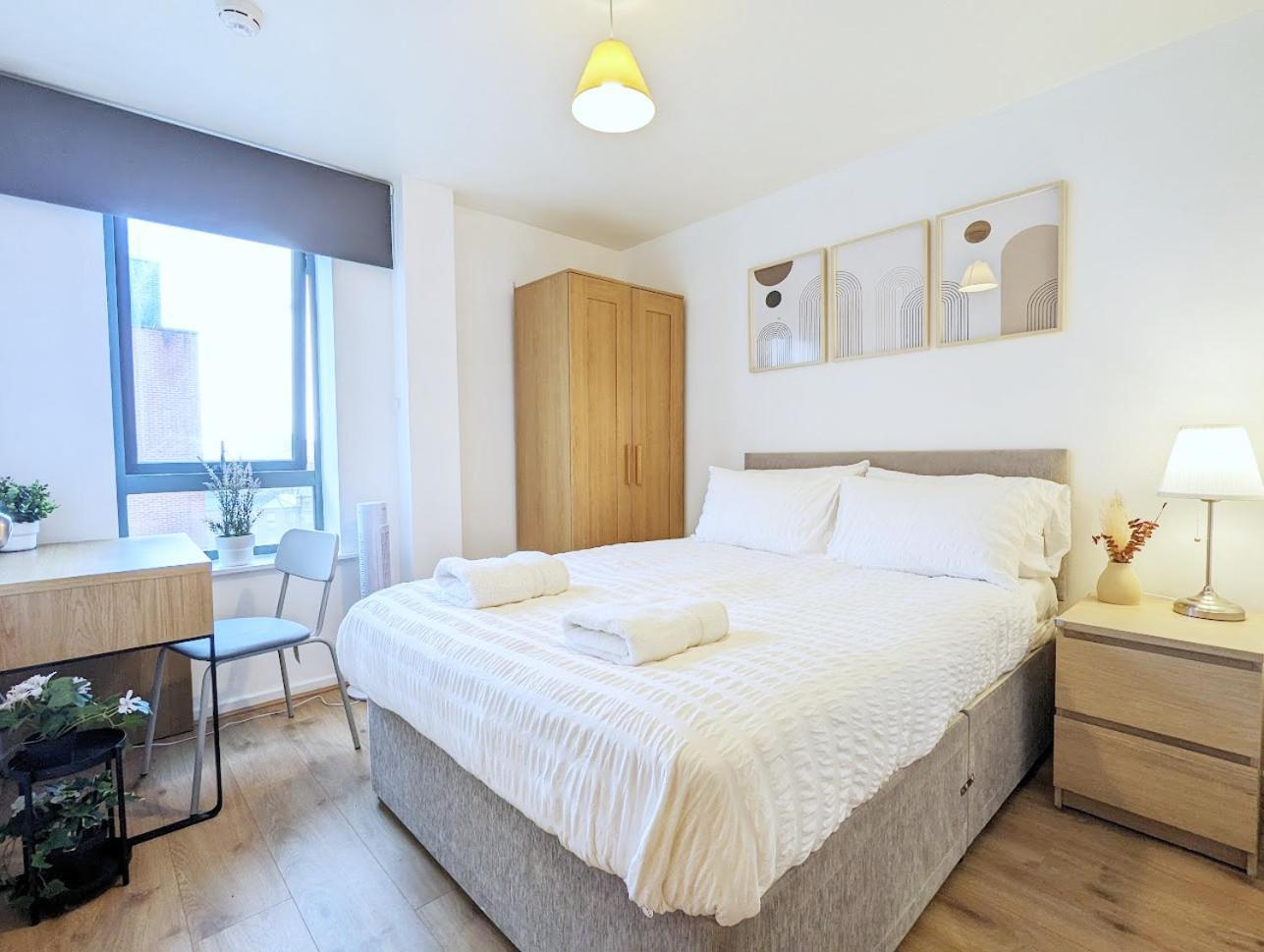 Guest Room In City Centre Near Key Attractions Liverpool Kültér fotó