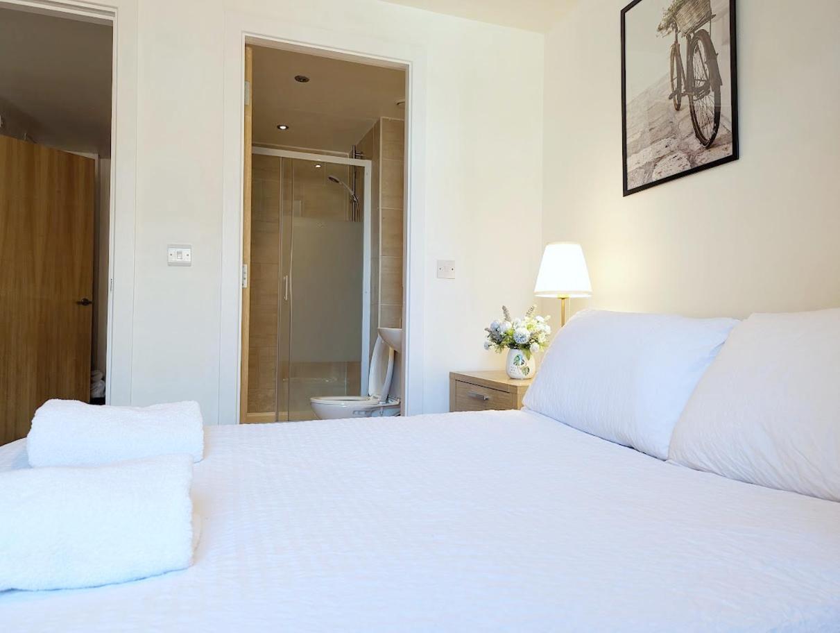 Guest Room In City Centre Near Key Attractions Liverpool Kültér fotó